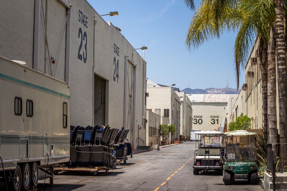 How to Audition as a TV Extra on Celebrity-Produced Shows