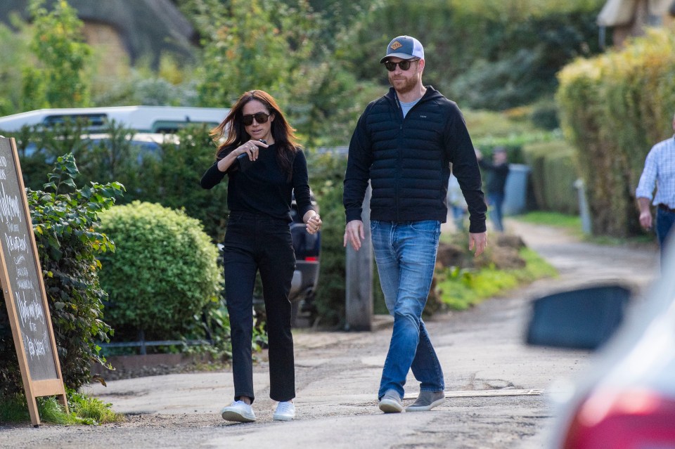 Meghan Markle and Prince Harry Spotted on a Cozy Pub Date in the Cotswolds